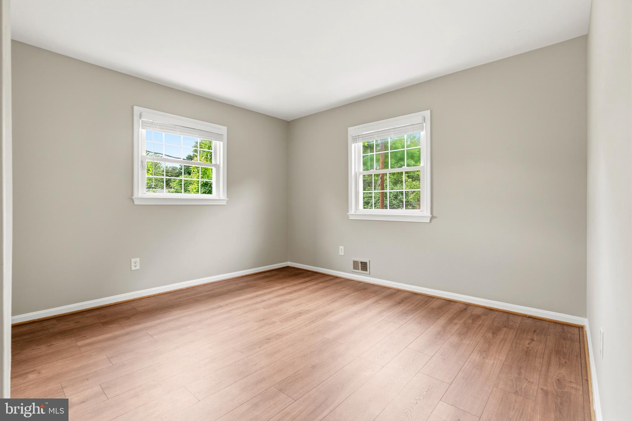 POTOMAC WOODS - Residential