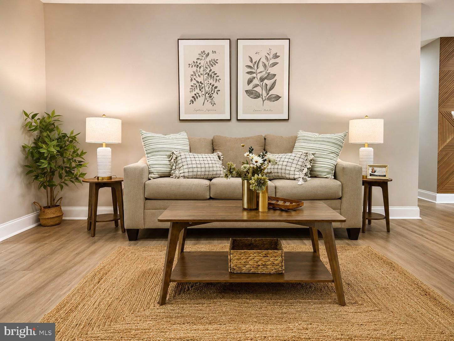 WILLOW WOOD - Residential
