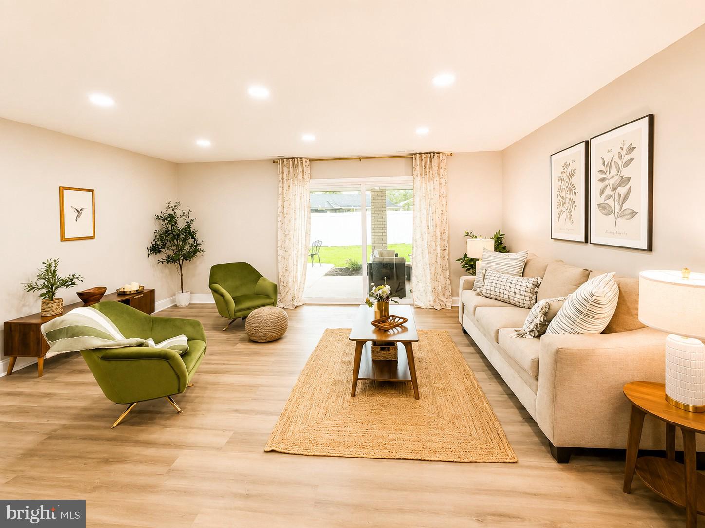 WILLOW WOOD - Residential