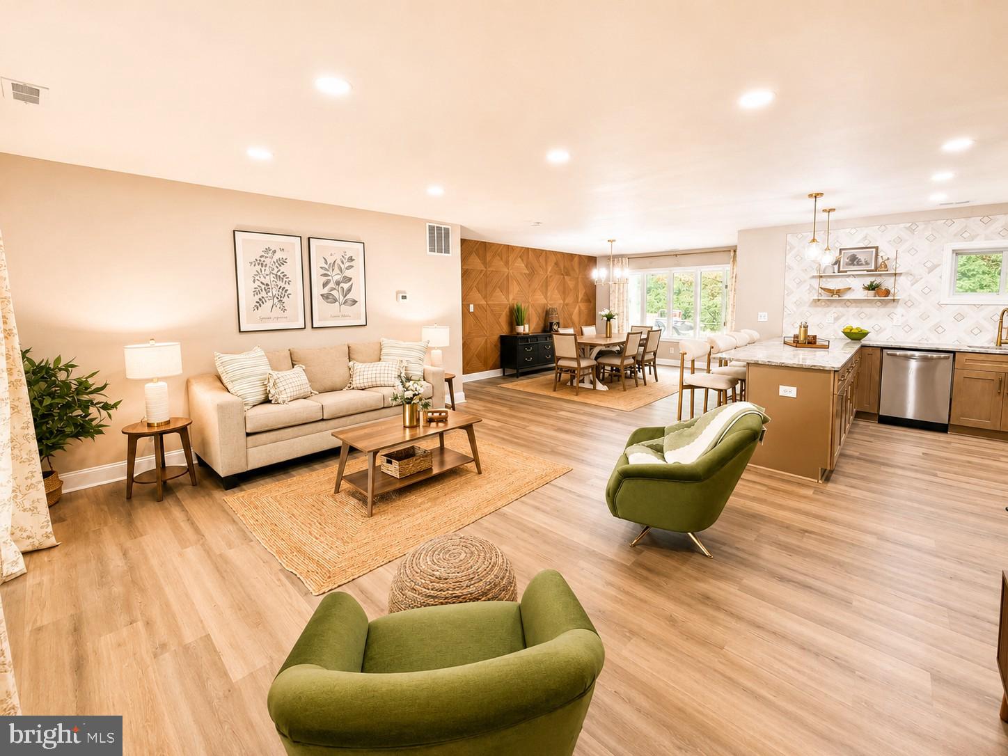 WILLOW WOOD - Residential