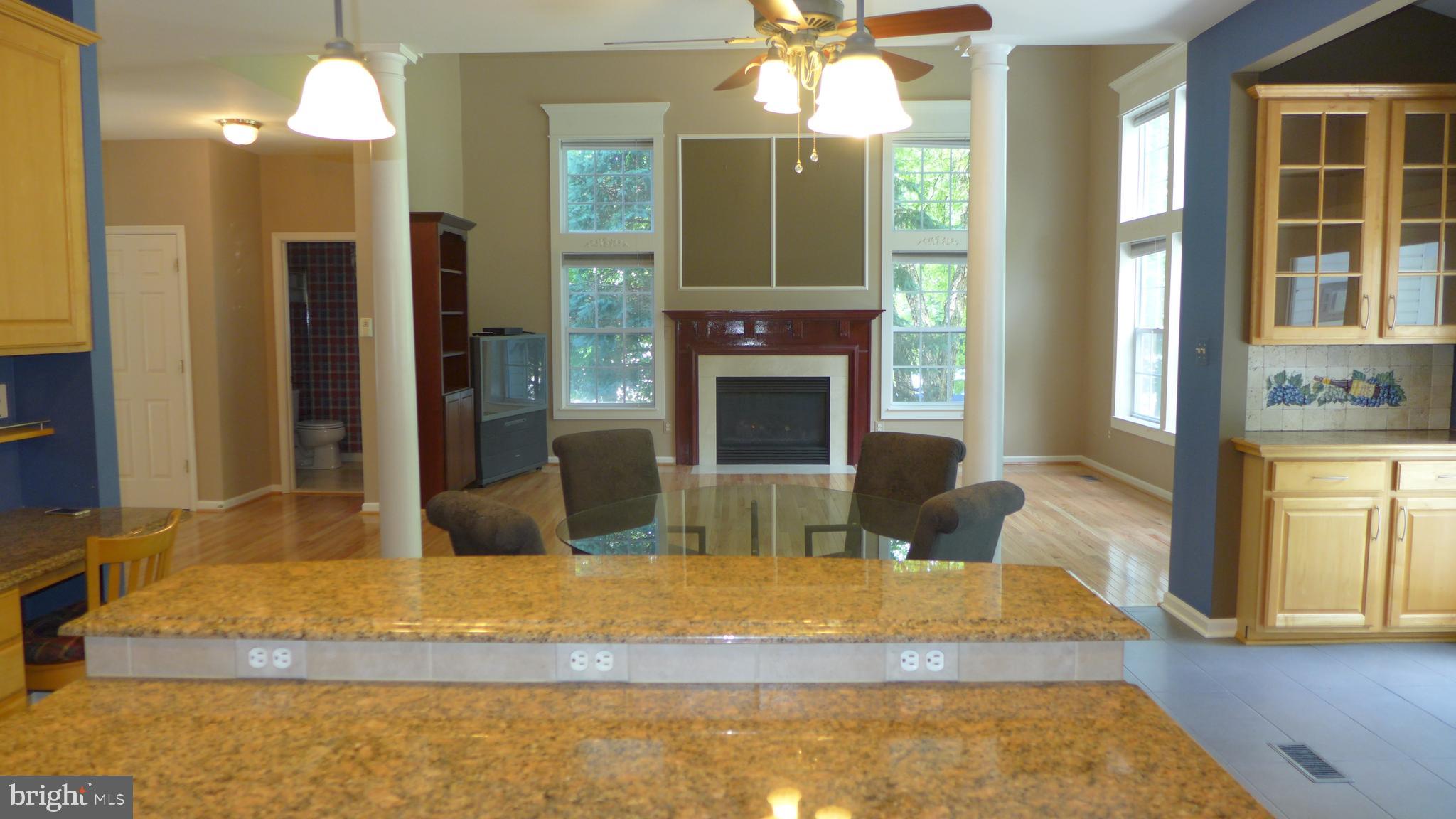 VINEYARD OAK - Residential Lease