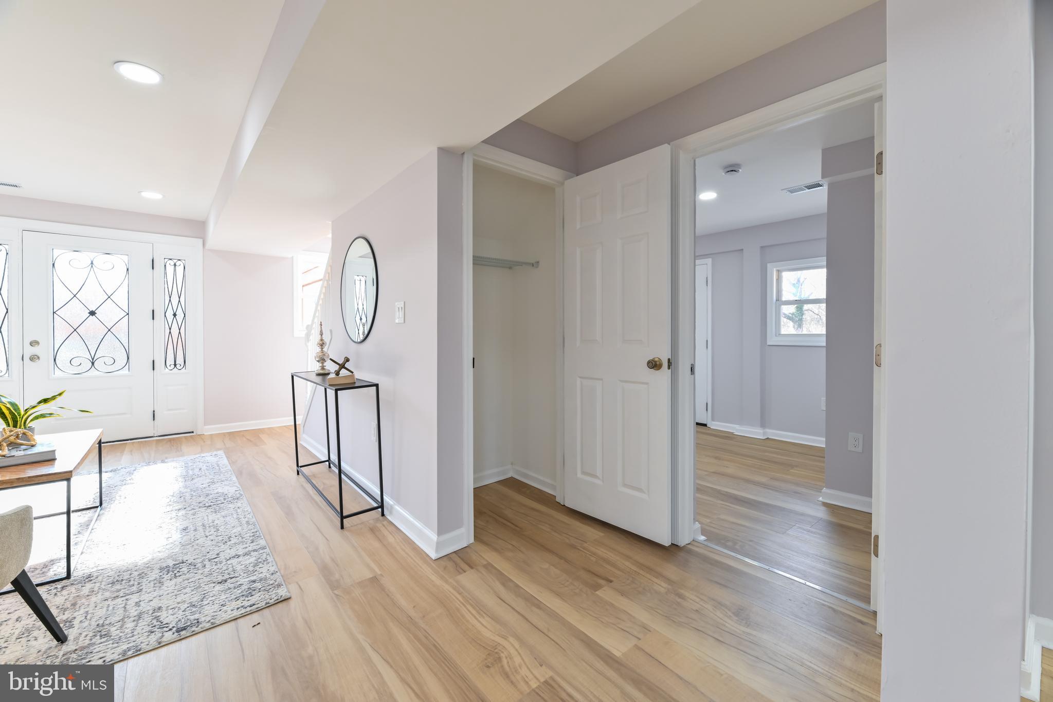WINDSOR  MILL - Residential