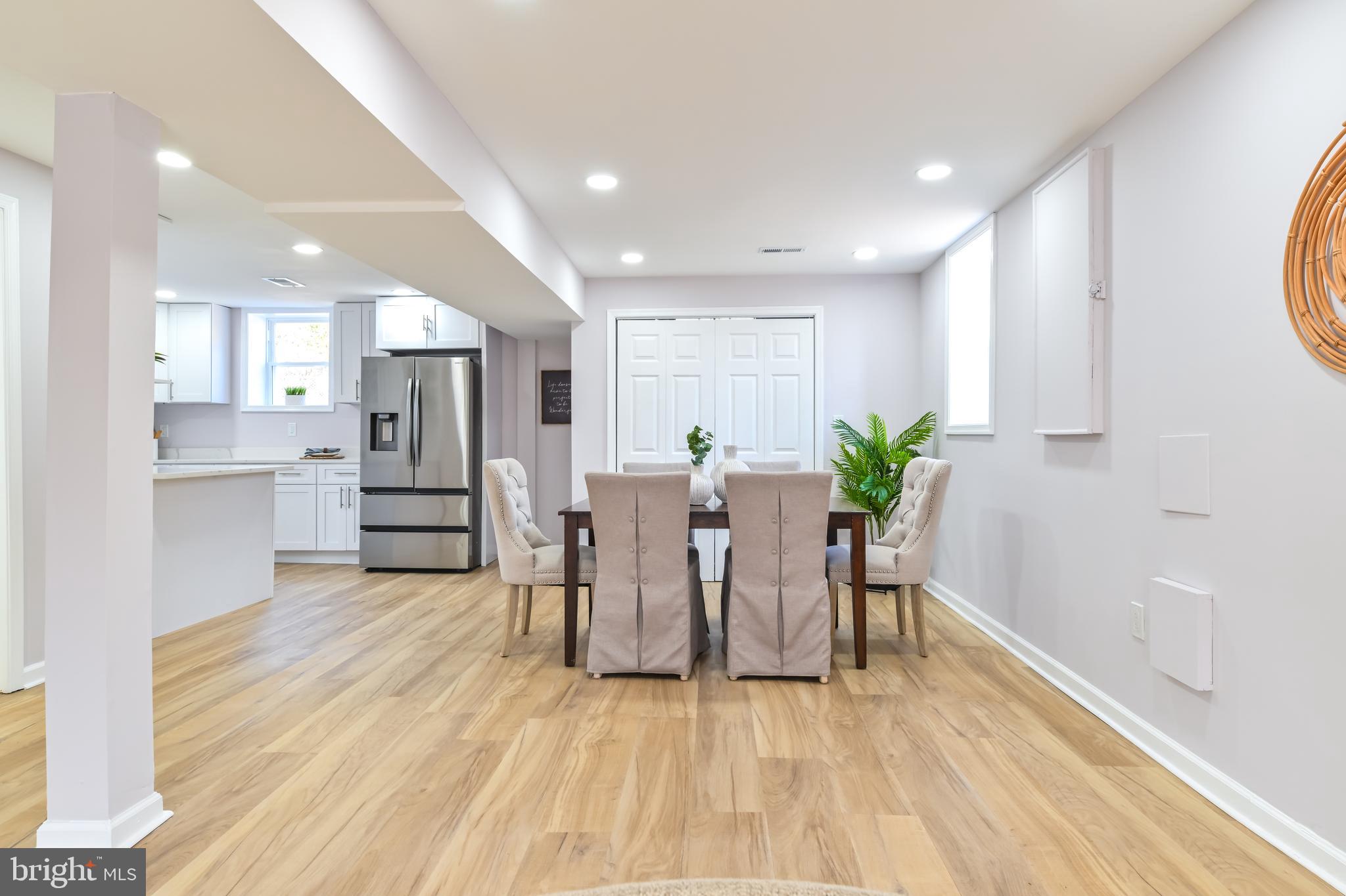WINDSOR  MILL - Residential