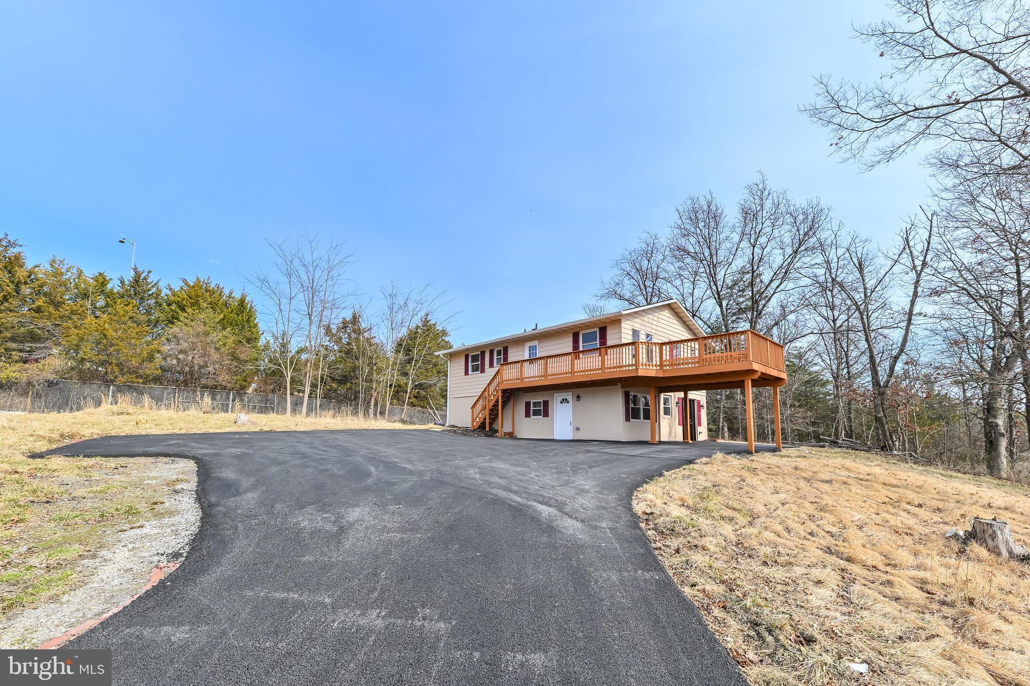 Beautifully renovated 4 bedroom and 3 full bathroom with office space, single family house. Nice .44 acre lot with yard, plenty of parking, and  brand new drive way. Conveniently located near major highways, schools, religious institutions and shopping mall. This sale is for MD Parcel 01-16-151891.