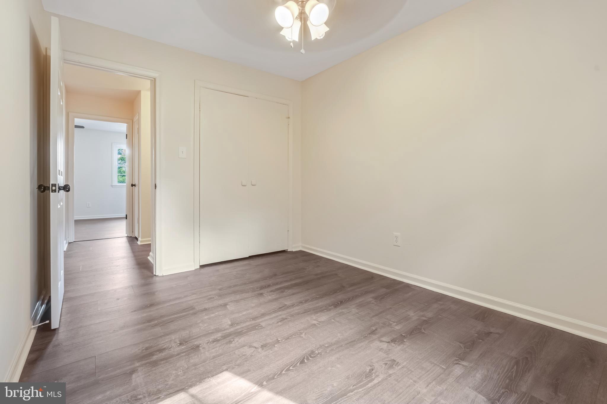 OLDE GREENWICH - Residential