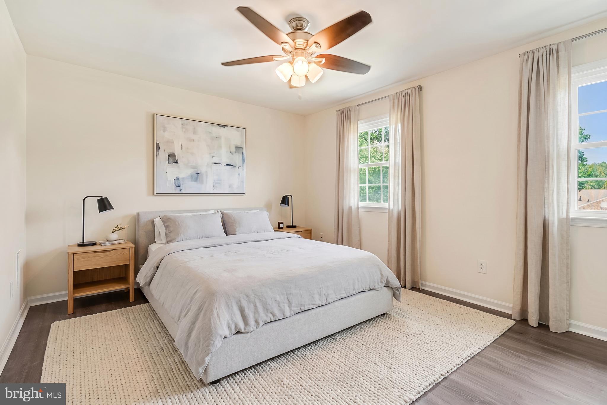 OLDE GREENWICH - Residential