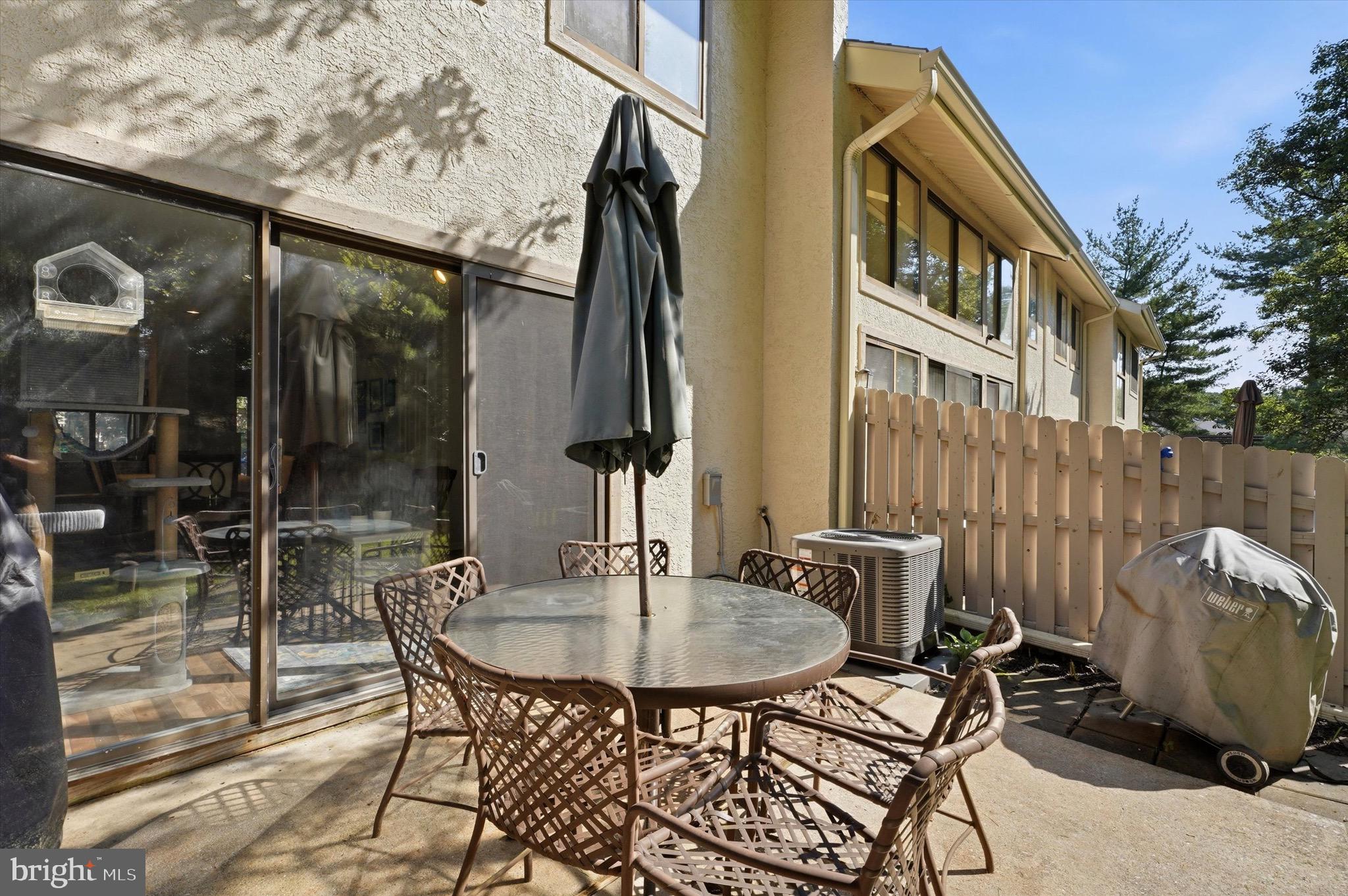 LANDMARK - Residential