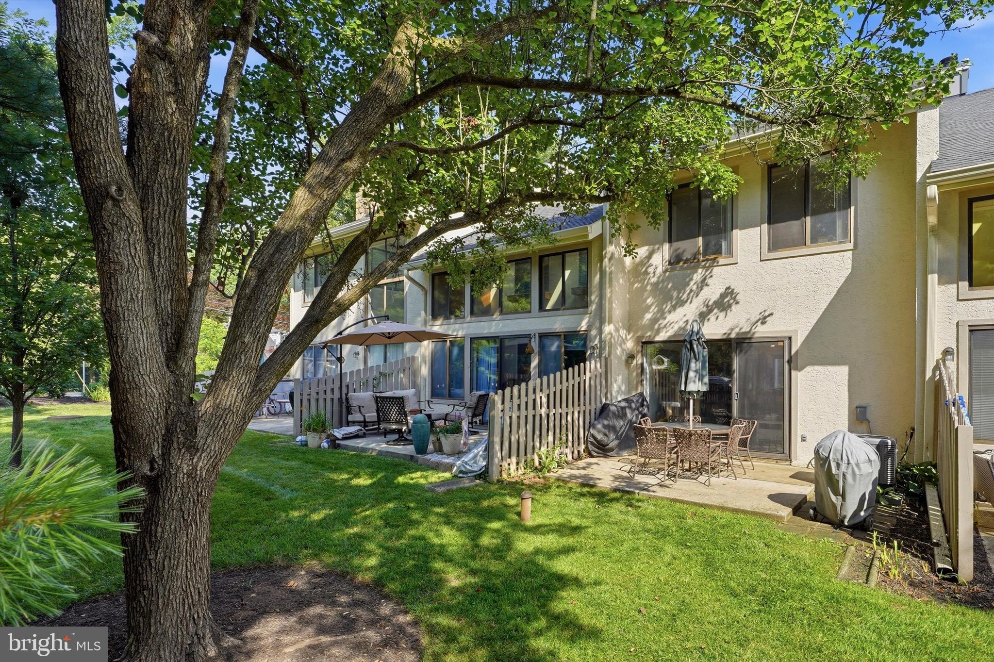 LANDMARK - Residential