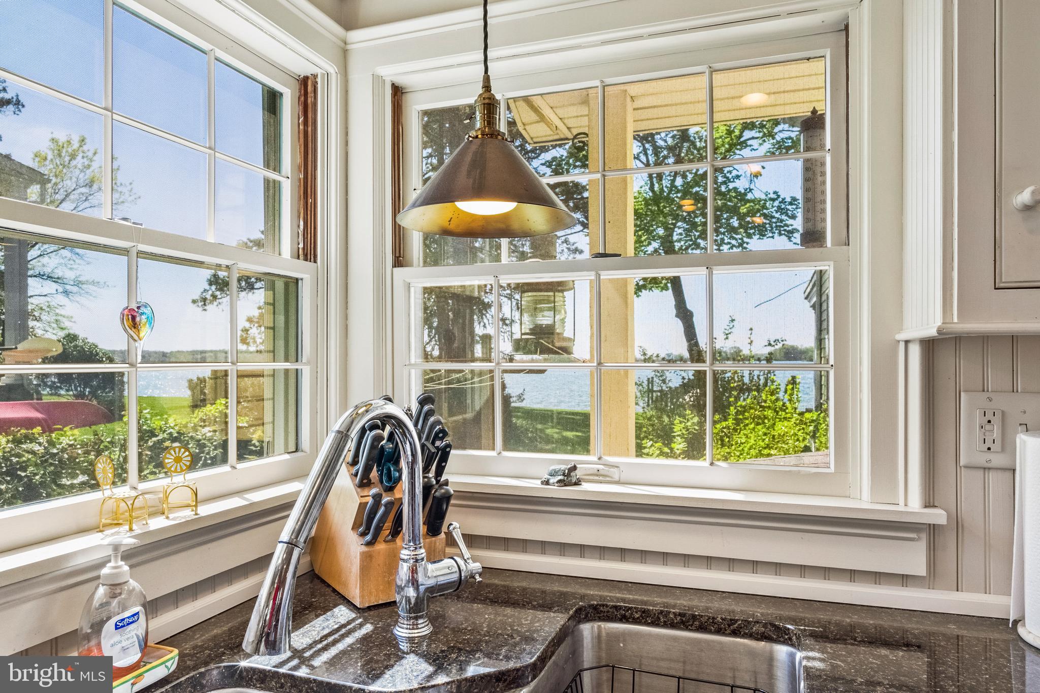 KENTMORE PARK - Residential