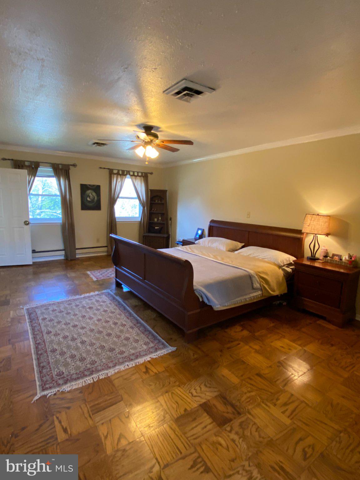 JUSTA FARMS - Residential