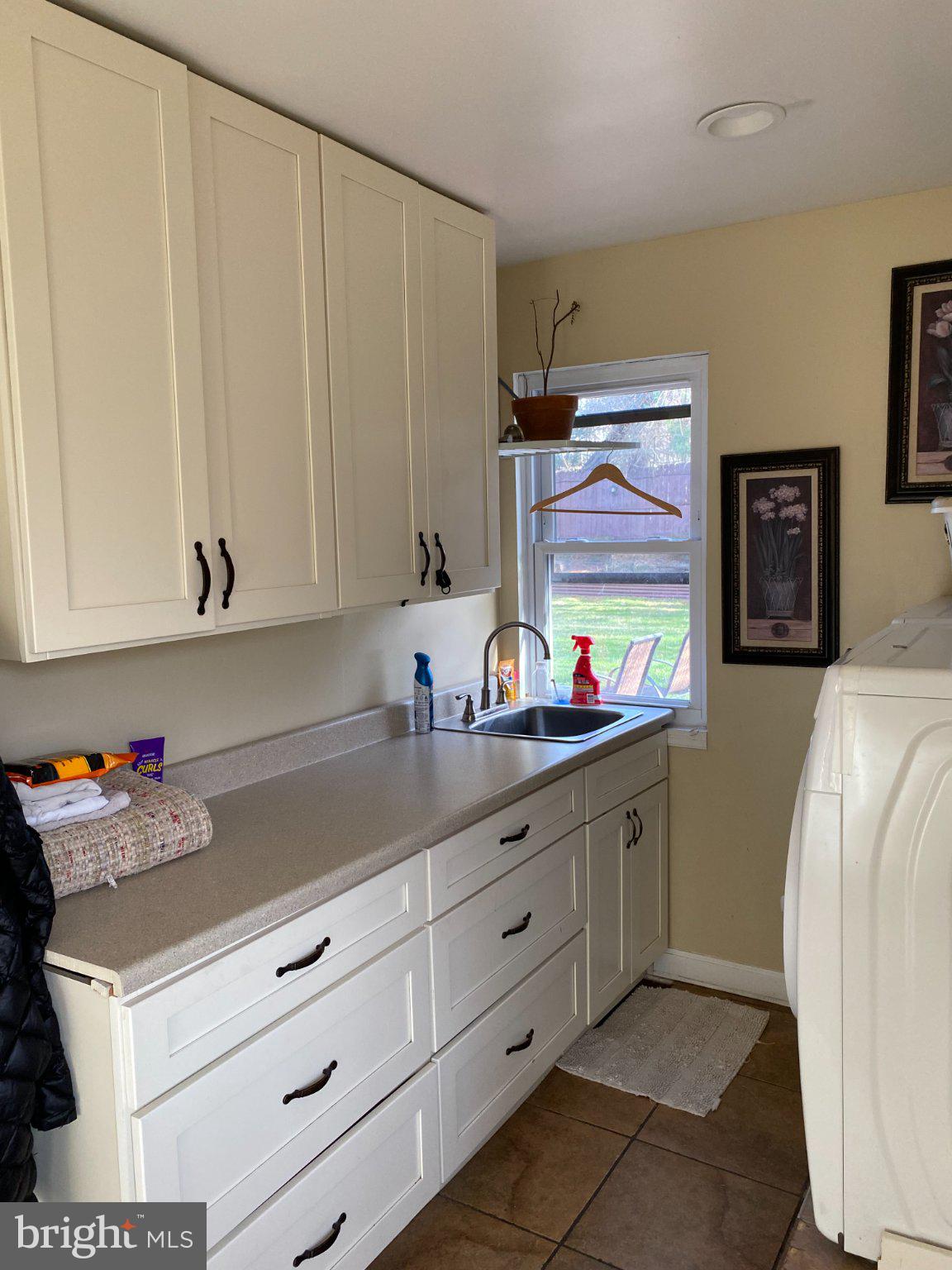 JUSTA FARMS - Residential