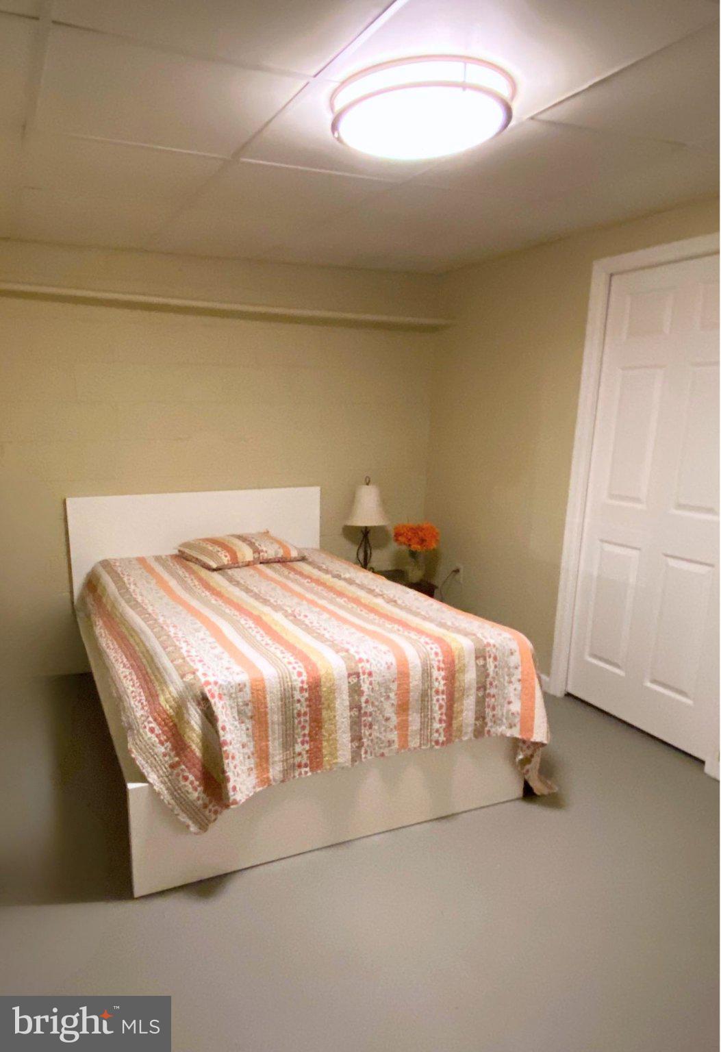 JUSTA FARMS - Residential