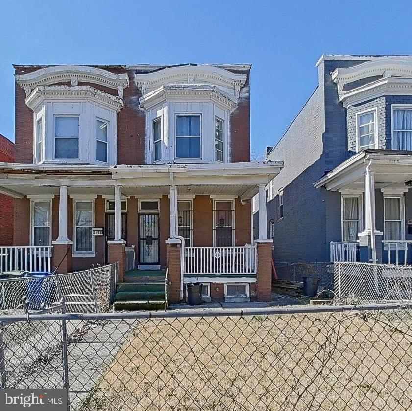 3930 Reisterstown Rd now available being sold strictly AS IS. Three bedrooms and one full bath on upper level. Spacious home ready for your renovations. Cash, hard money, or rehab loan required. Located close to grocery, entertainment, and easy commute to the city and interstates.
