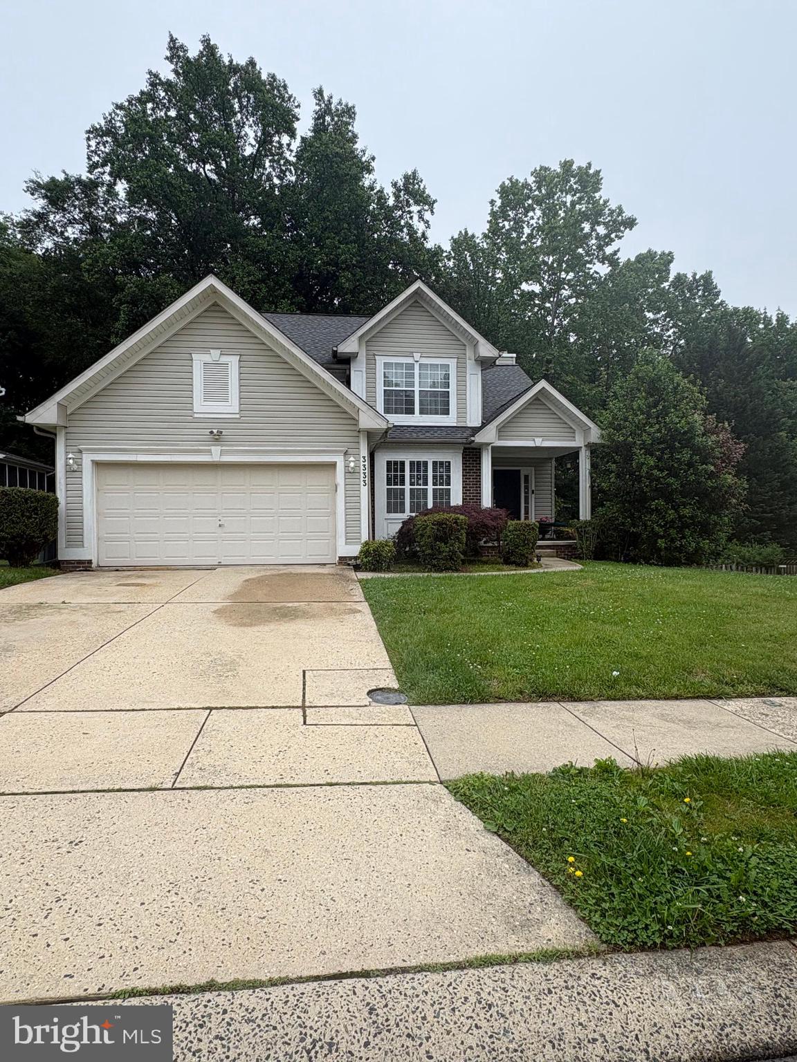 CONSTANT FRIENDSHIP - Residential