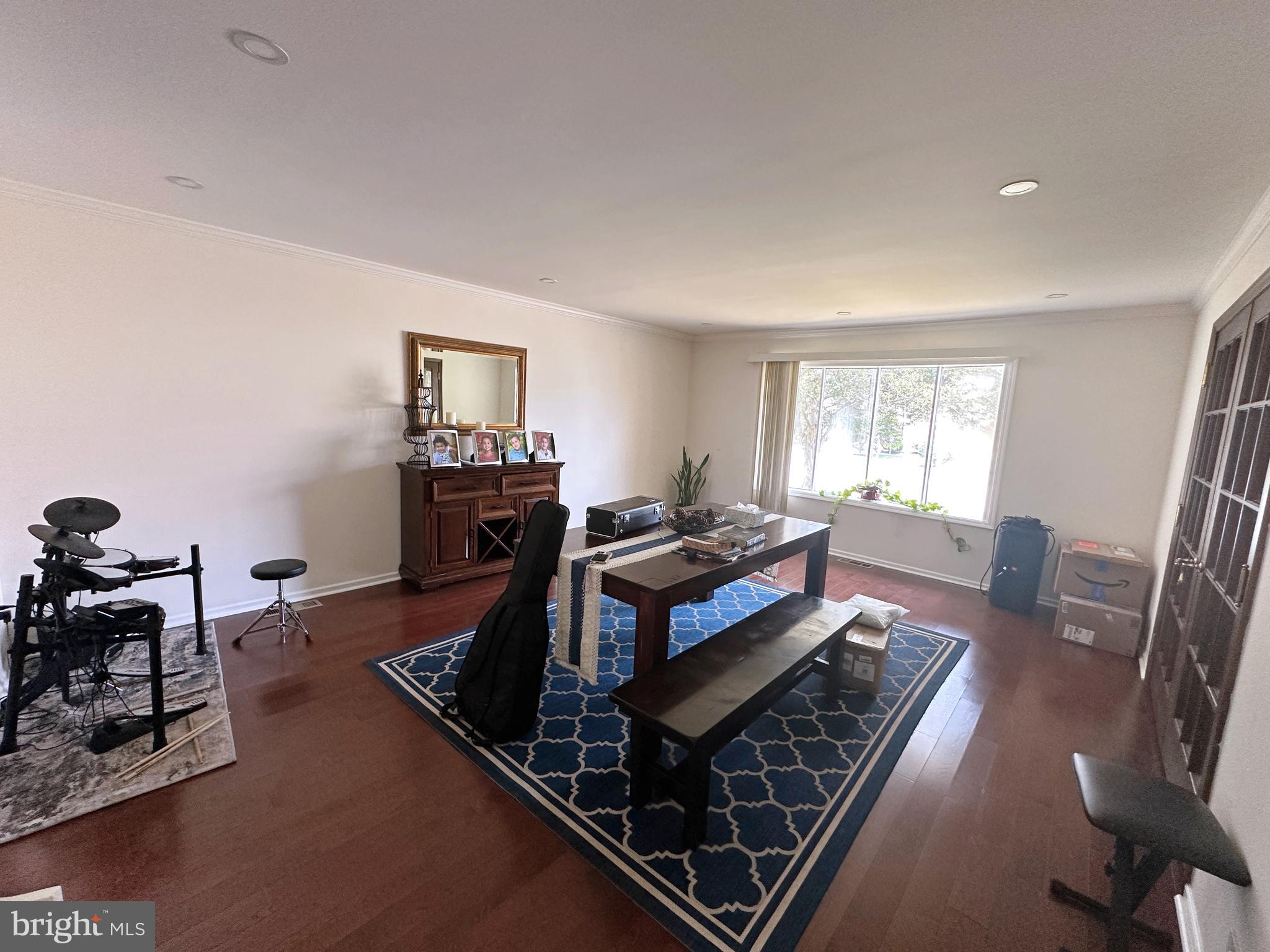 HUNTINGDON VALLEY - Residential