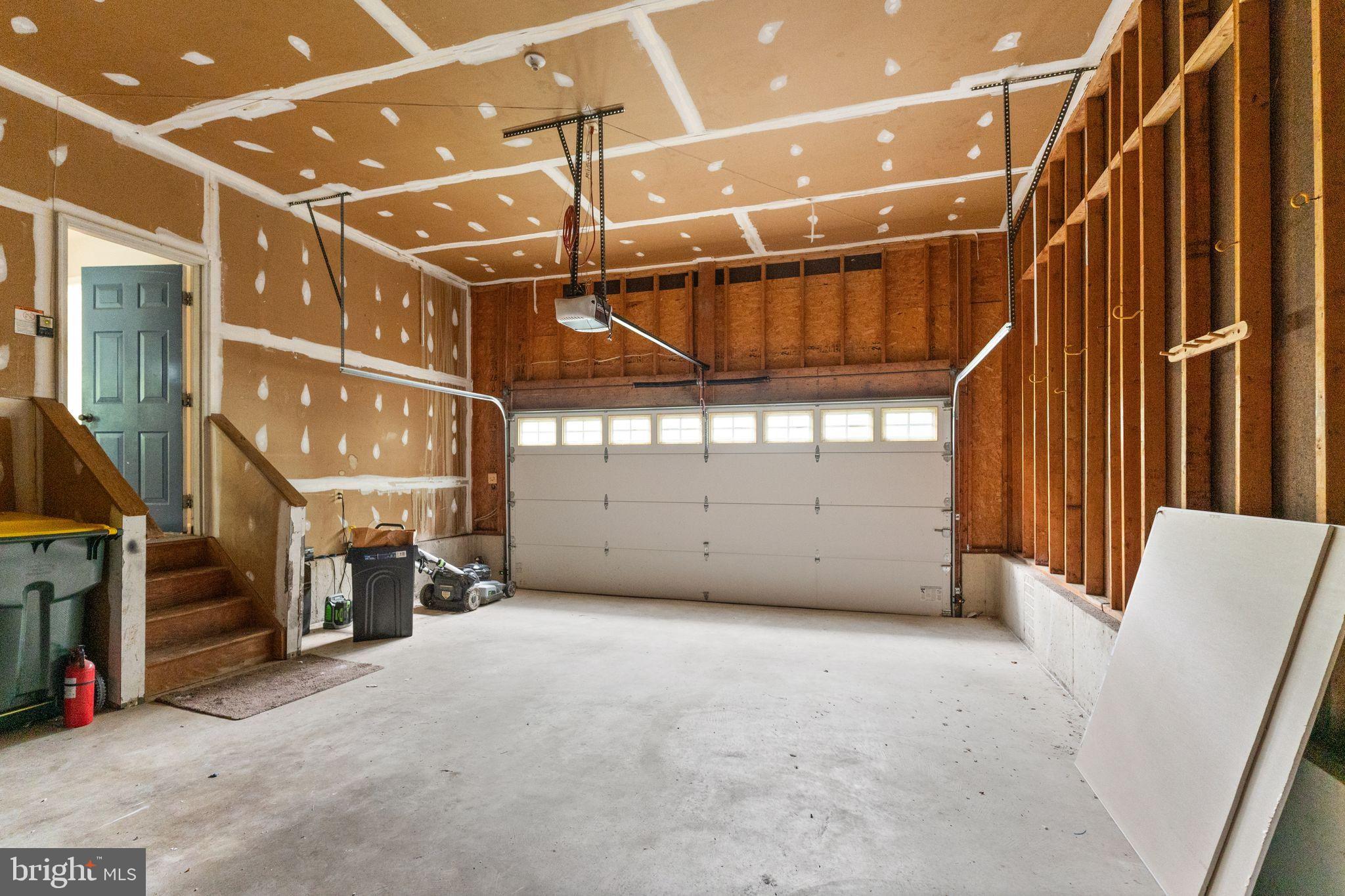 LORFAX HEIGHTS - Residential