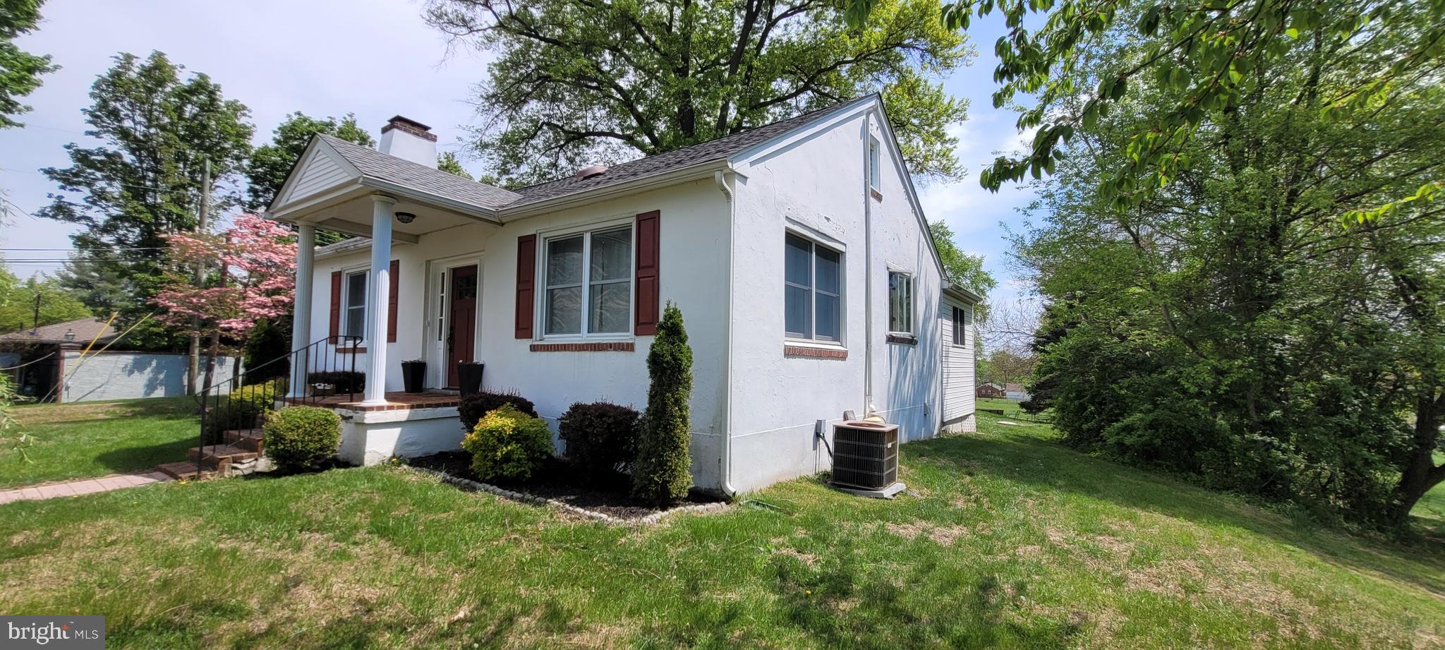 JEFFERSONVILLE - Residential