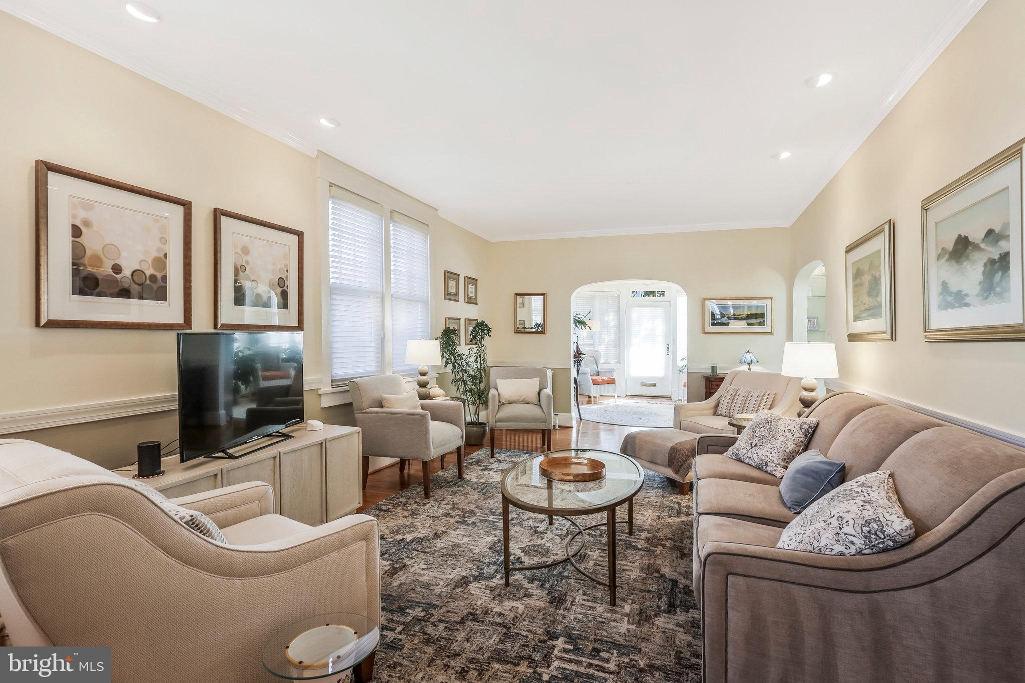 ROSEMONT - Residential