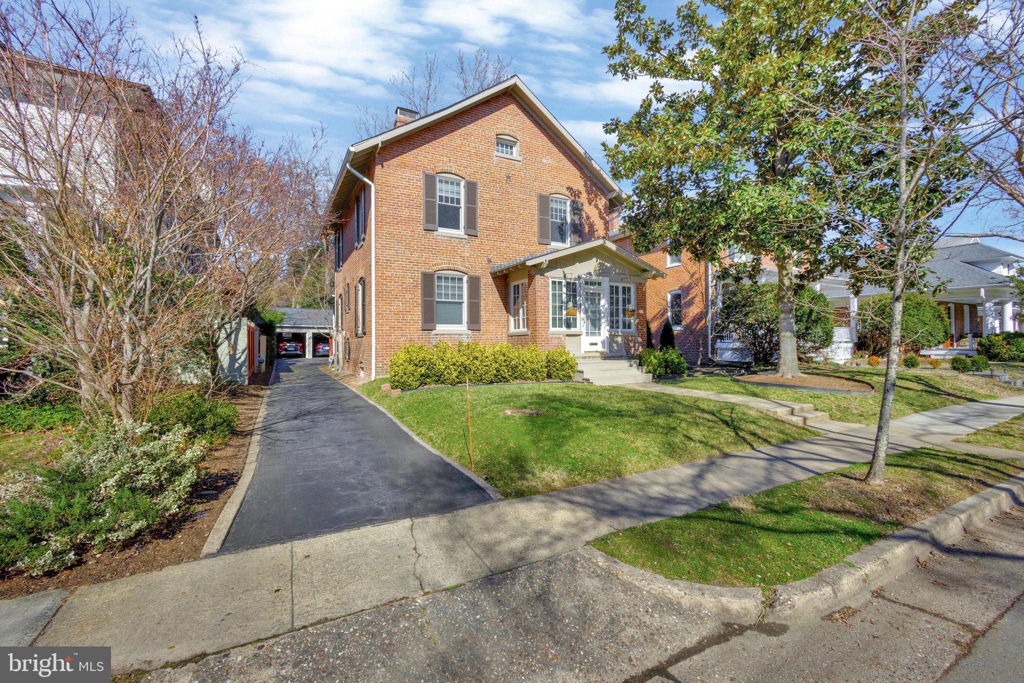 A Real Gem built in the early 1920's.  It's location is perfect for todays lifestyle   The home is approx. 2 blocks from the King Street Metro in Old Town Alex .  From the metro stop you can jump on the trolley that will take you to the river and back again along restaurant row and the many shops.  
The garden is  private with mature trees and plantings. The main floor is spacious with 2 fireplaces and abundant sized rooms, the foyer is a favorite  being 13 x 12 with windows that allow the sun to shine onto the beautiful hardwood floors. The 2nd and  3rd floor is where you will find the Bedrooms and Baths.  From the 3rd floor there is a   window that looks out to see the nearby George Washington Masonic Memorial  -  an opportunity close by to enjoy the many concerts.