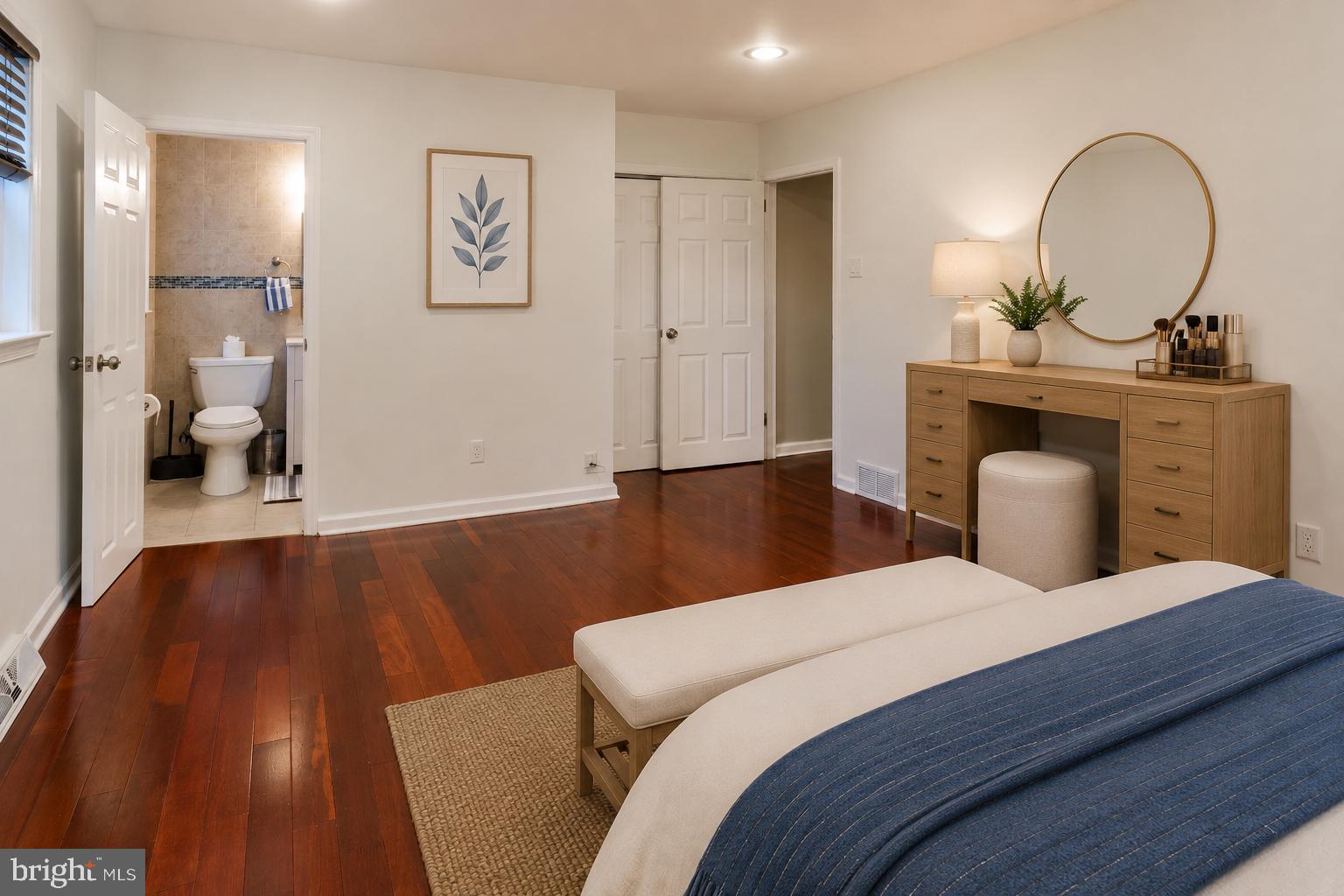 BRENTWOOD MANOR - Residential