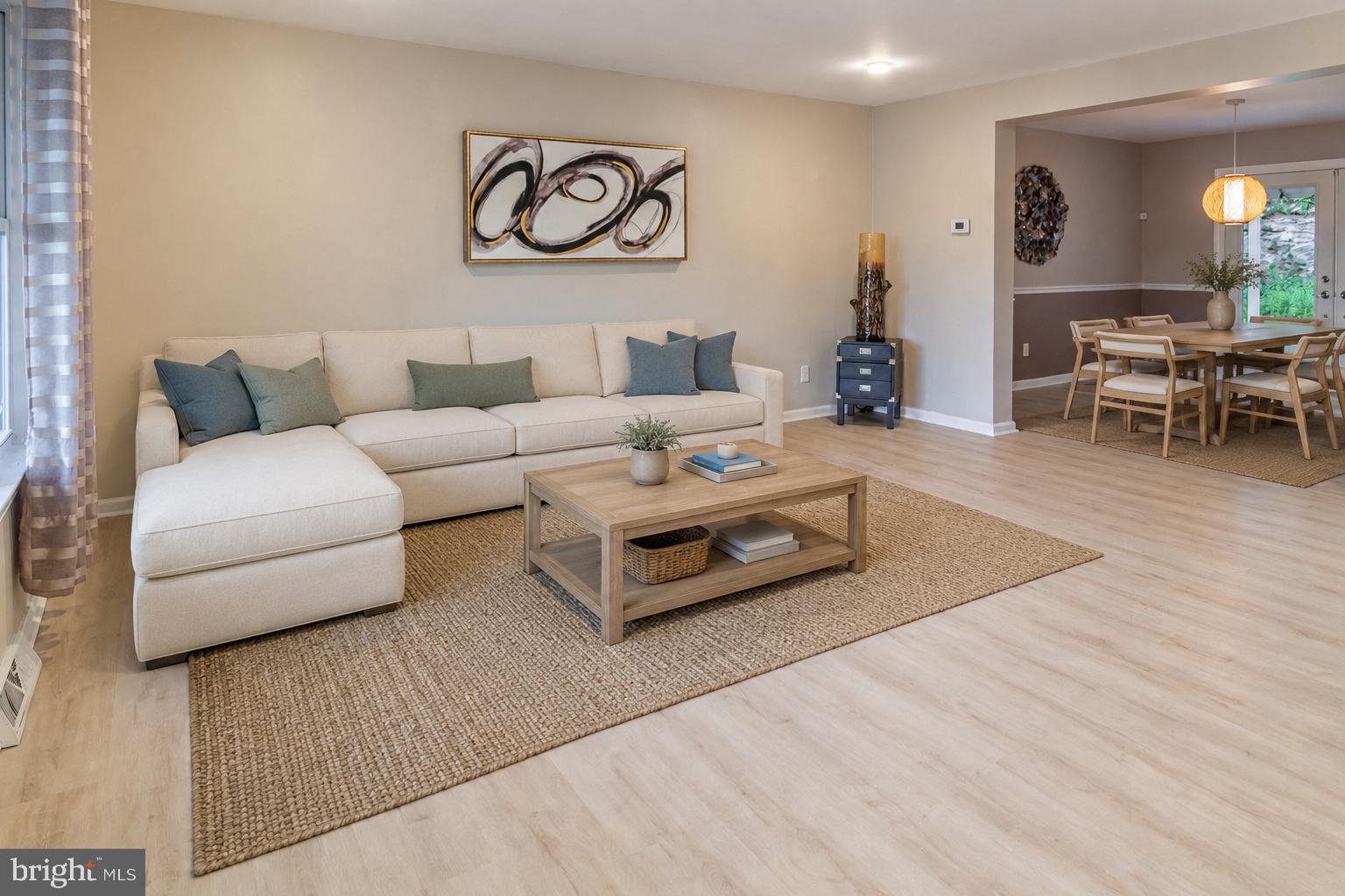 BRENTWOOD MANOR - Residential