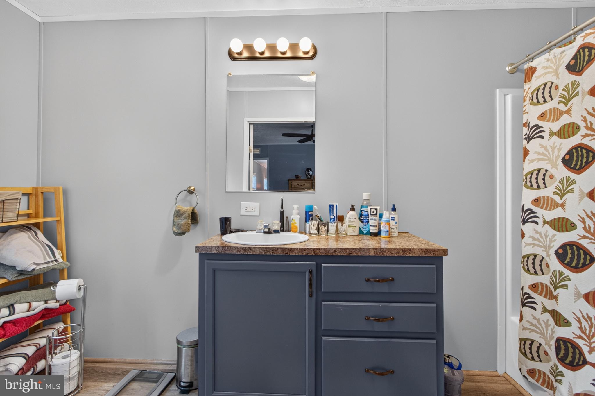 WHISPERING PINE MHP - Residential