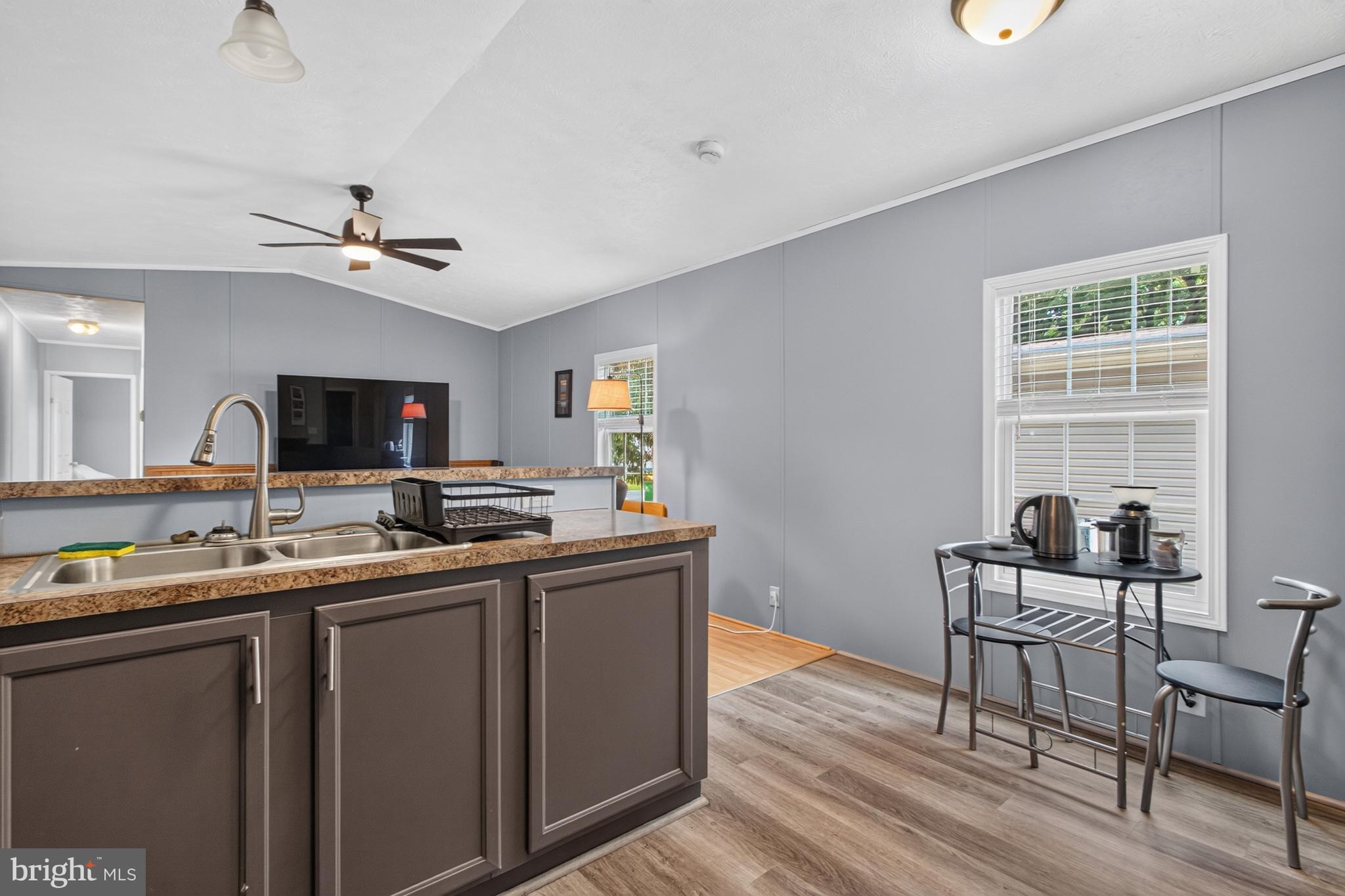 WHISPERING PINE MHP - Residential