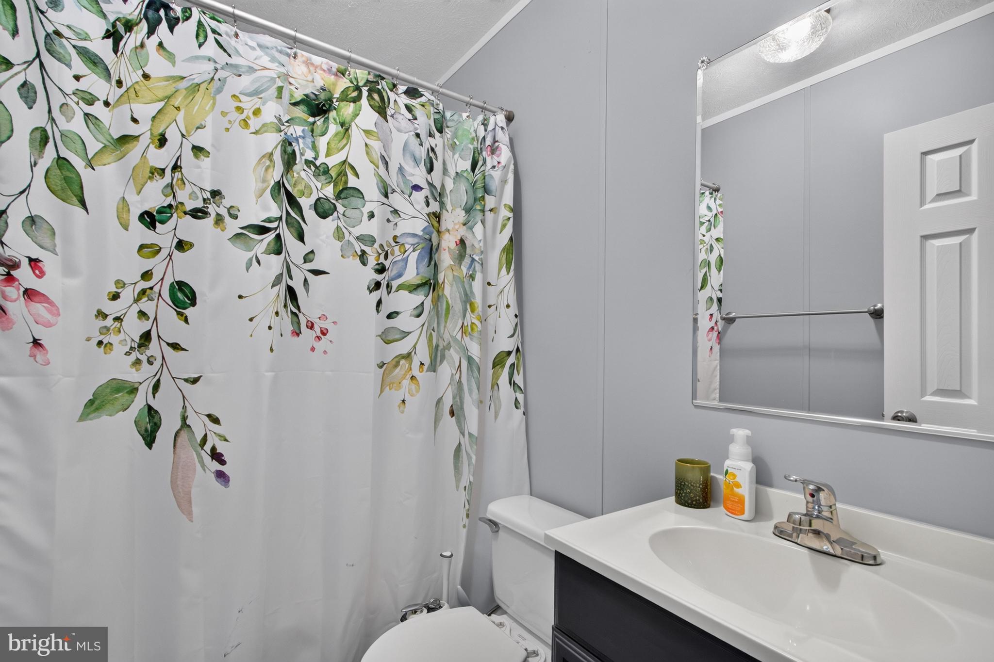 WHISPERING PINE MHP - Residential