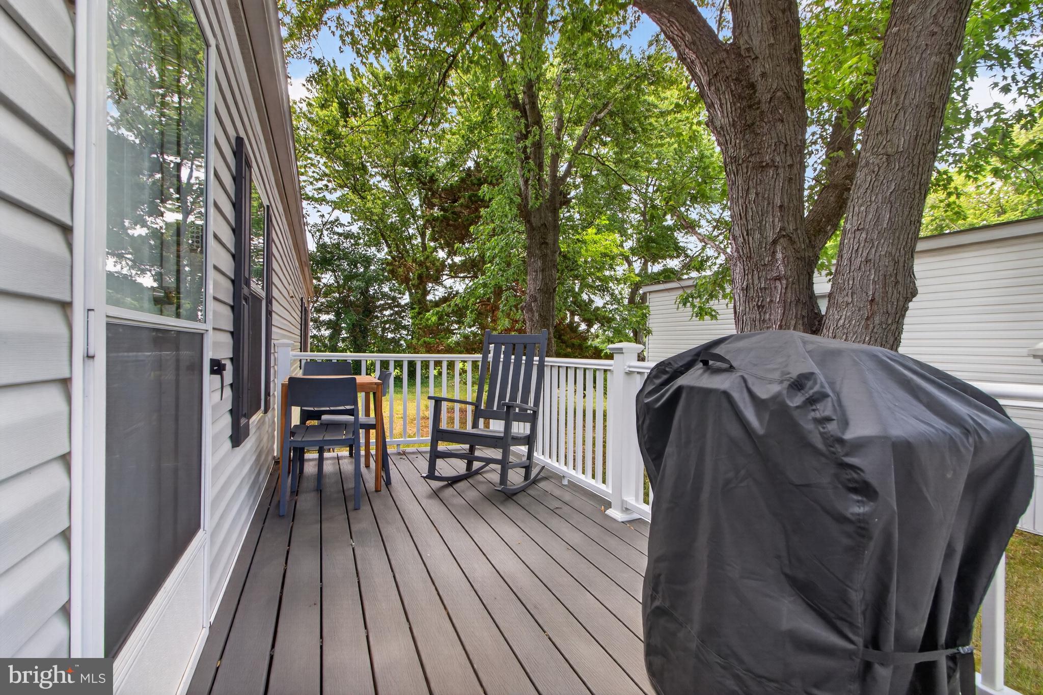 WHISPERING PINE MHP - Residential