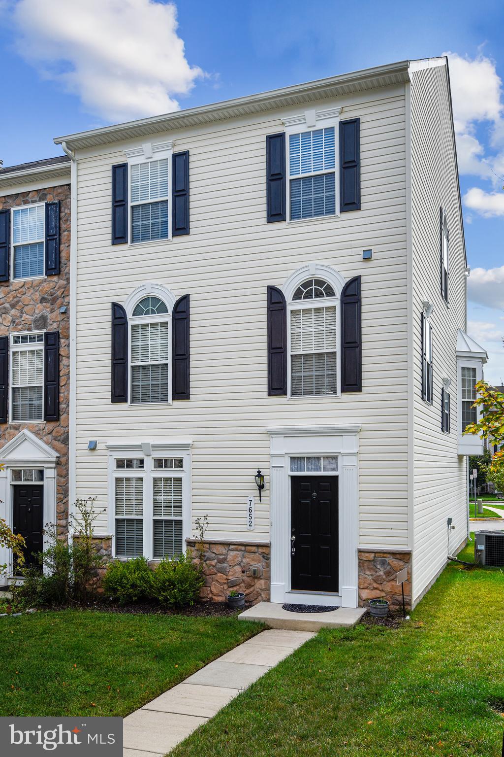 VILLAGES OF DORCHESTER - Residential