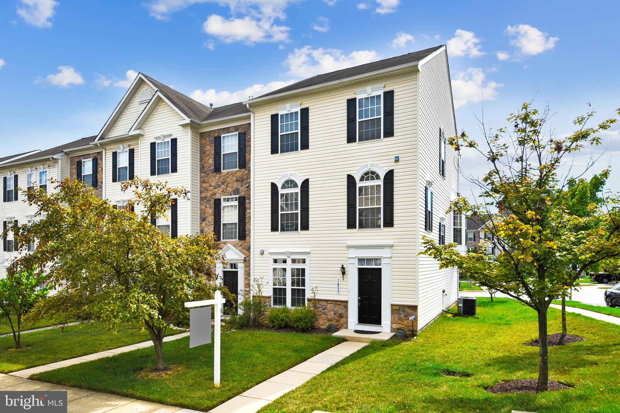 VILLAGES OF DORCHESTER - Residential