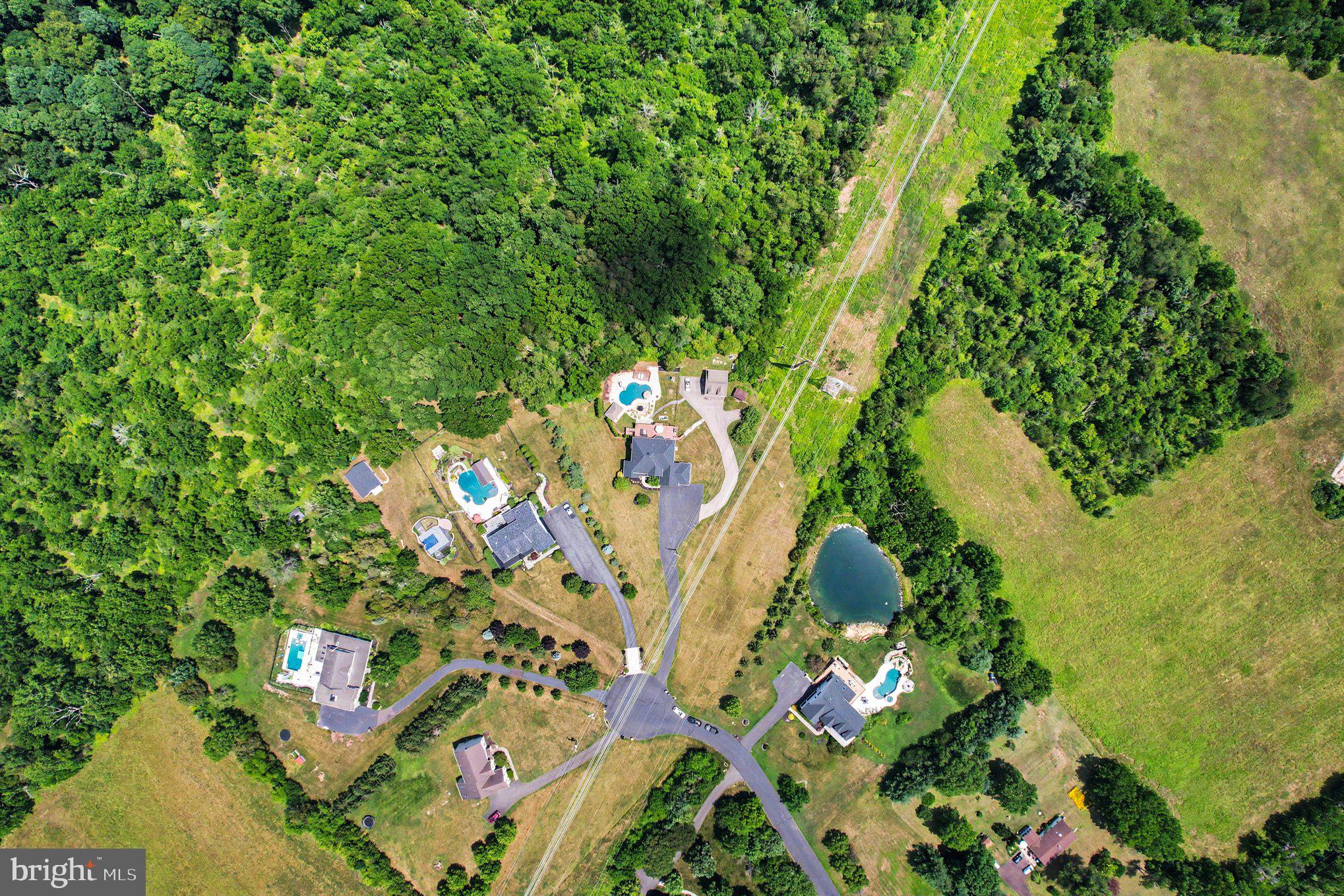 SKIPPACK KNOLL - Residential