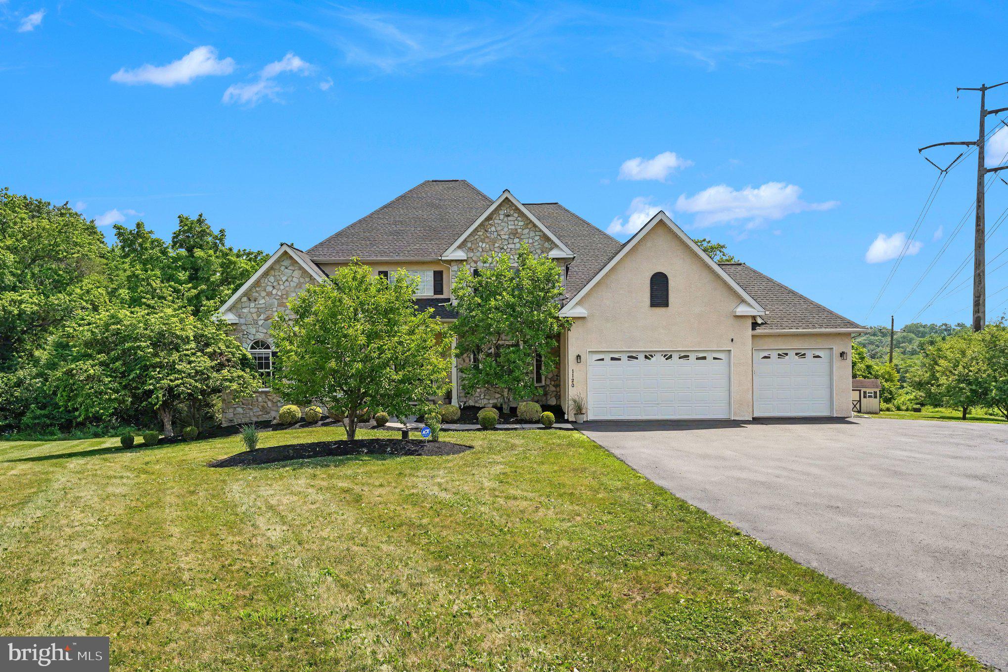 SKIPPACK KNOLL - Residential