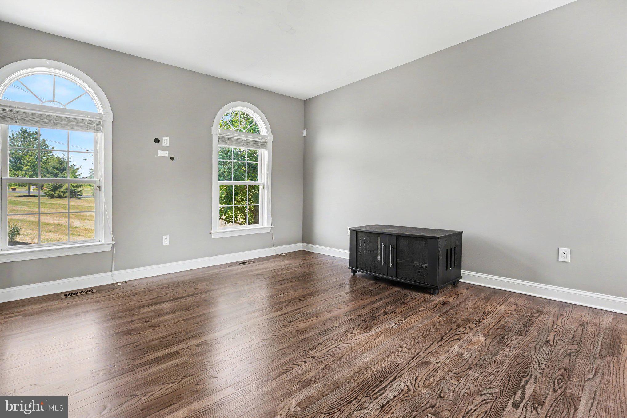SKIPPACK KNOLL - Residential