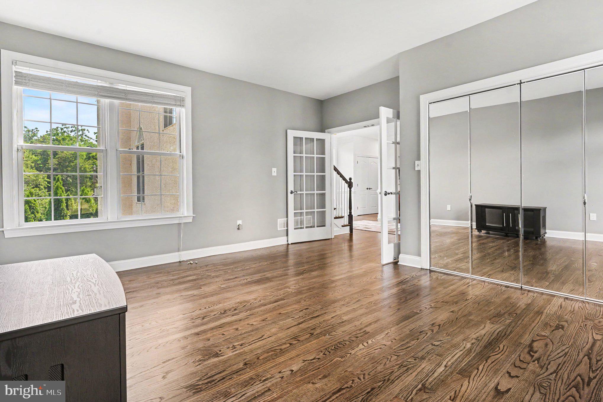 SKIPPACK KNOLL - Residential