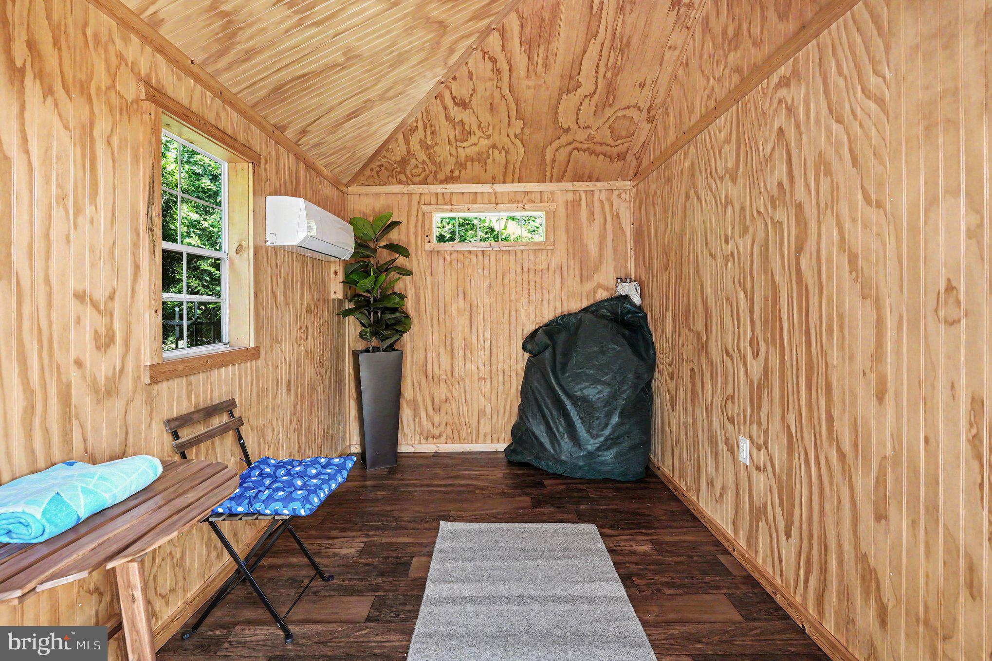 SKIPPACK KNOLL - Residential
