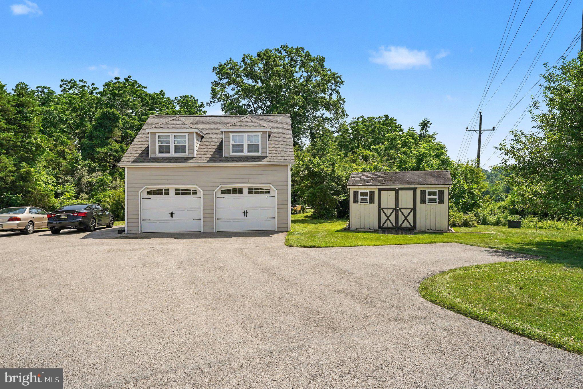 SKIPPACK KNOLL - Residential