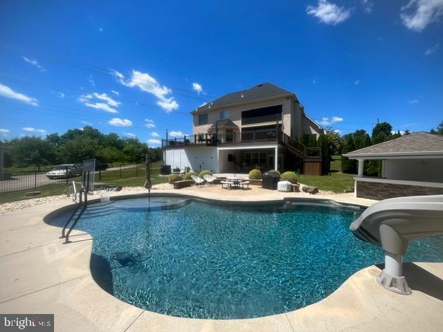 SKIPPACK KNOLL - Residential