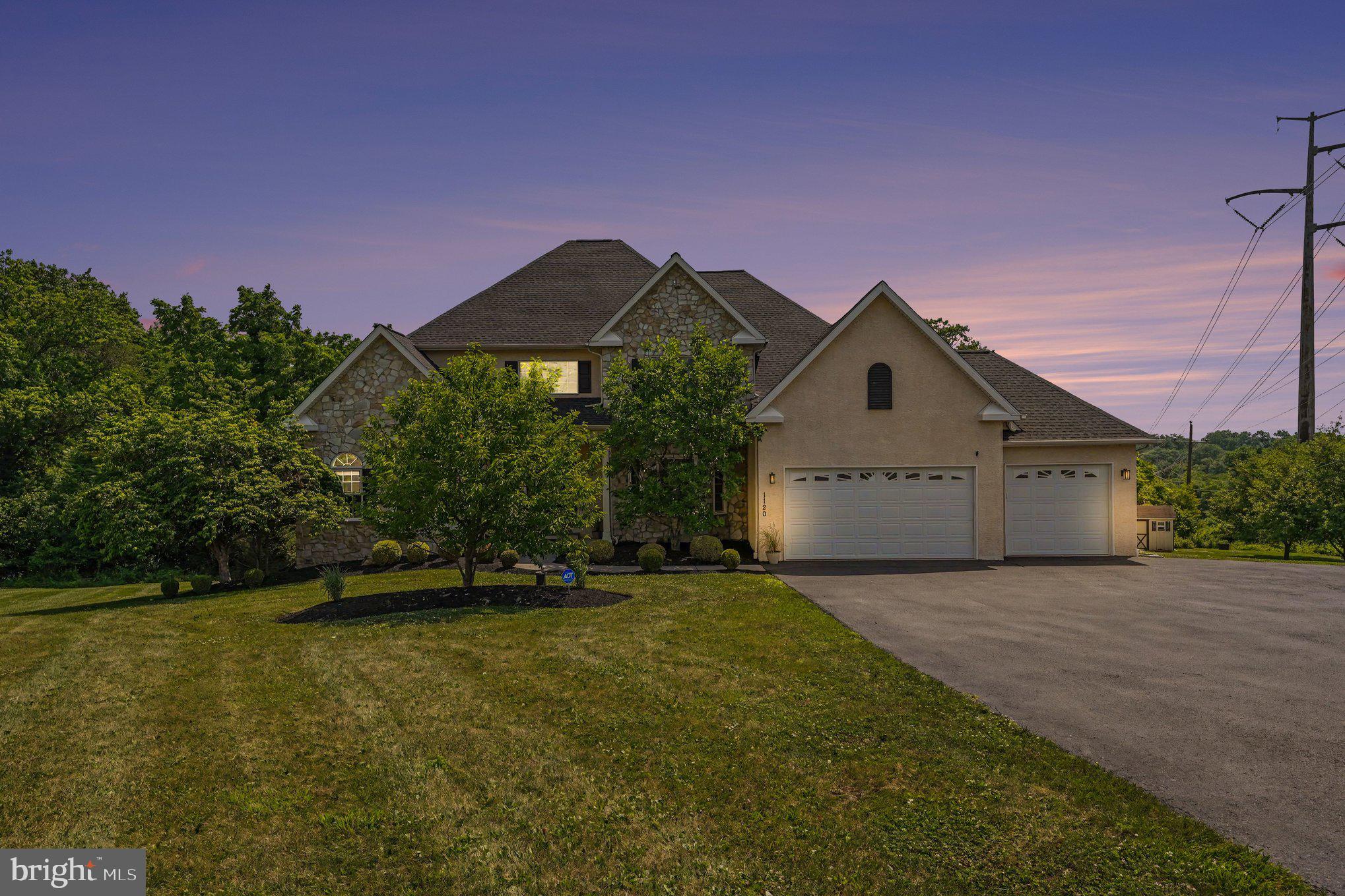 SKIPPACK KNOLL - Residential