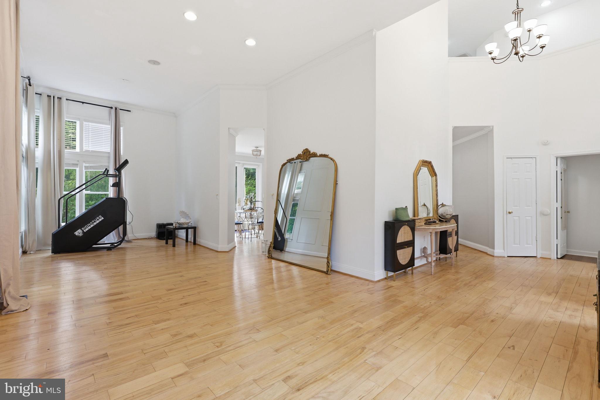 COLESVILLE OUTSIDE - Residential