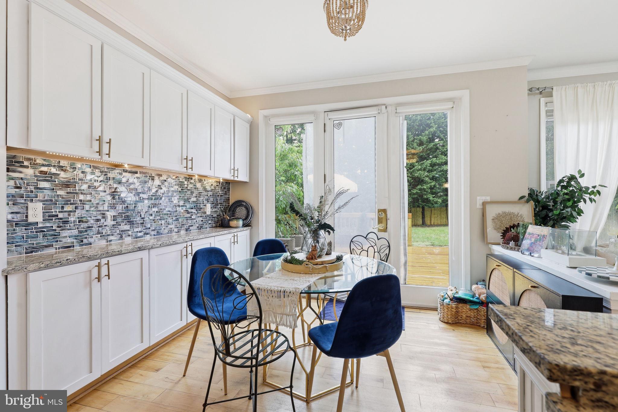 COLESVILLE OUTSIDE - Residential
