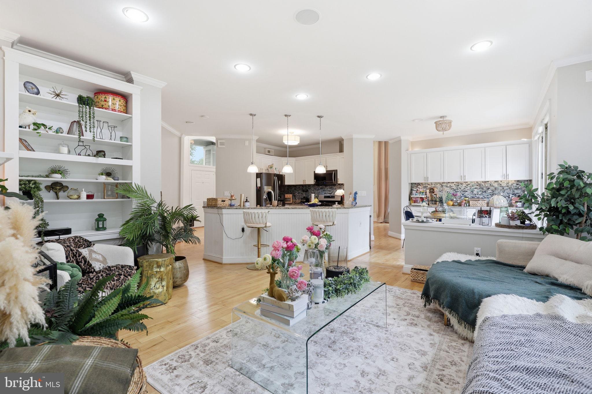 COLESVILLE OUTSIDE - Residential