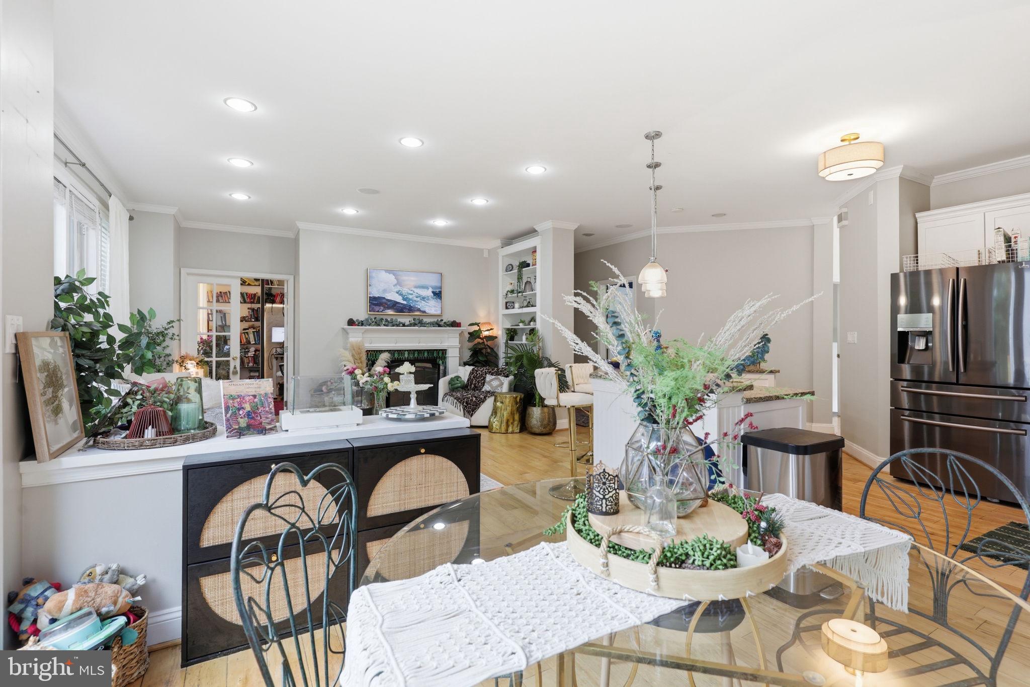 COLESVILLE OUTSIDE - Residential
