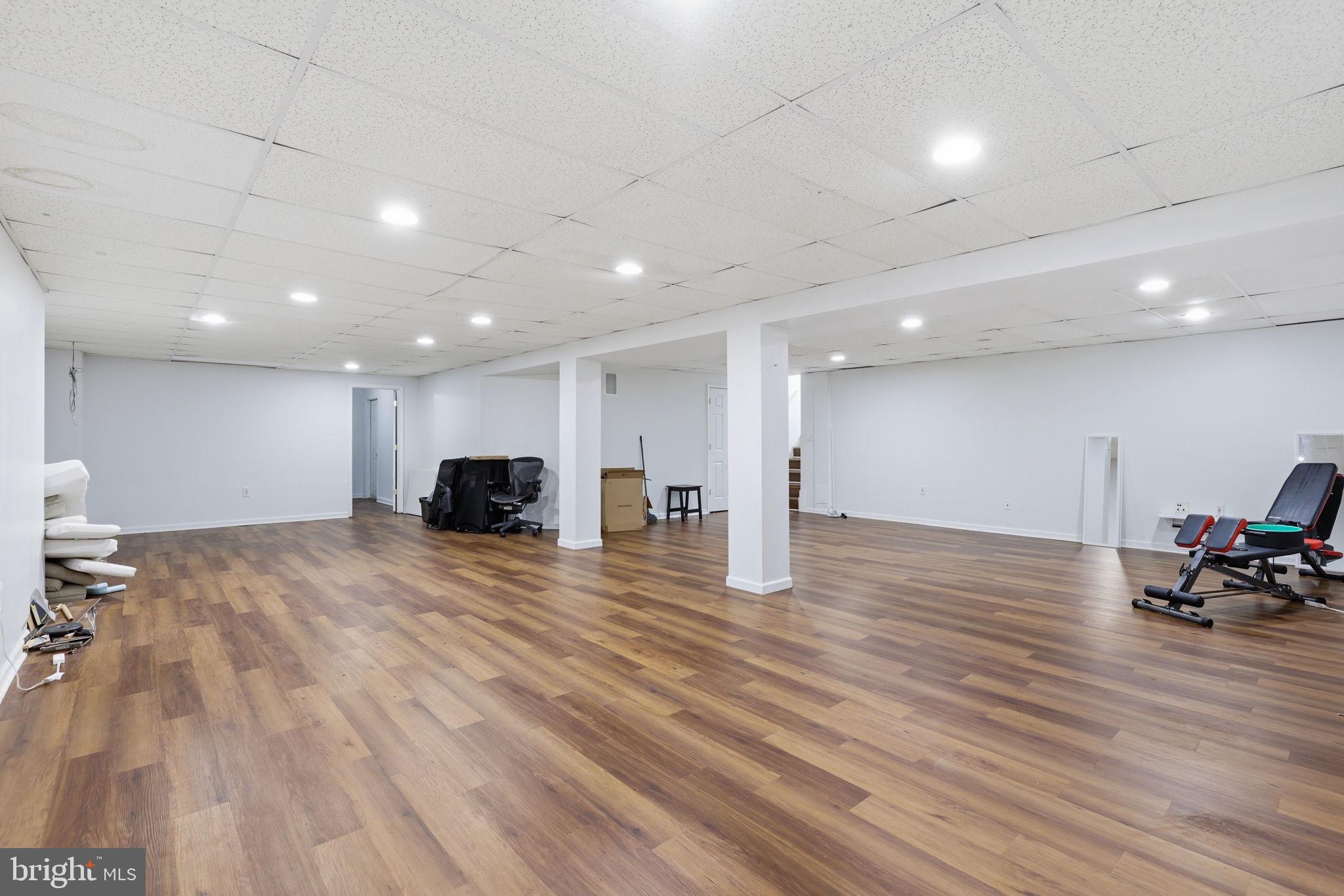 COLESVILLE OUTSIDE - Residential