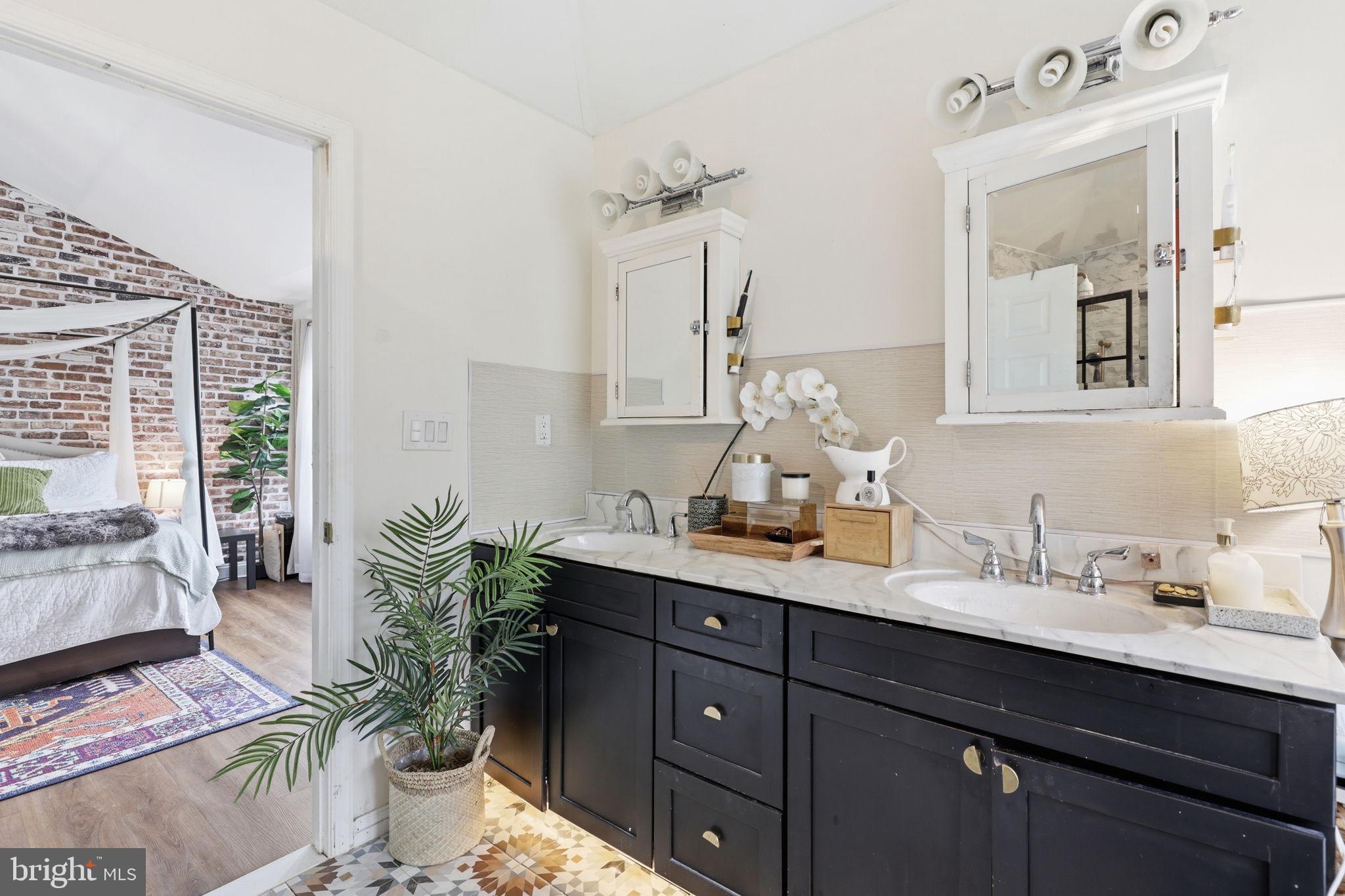 COLESVILLE OUTSIDE - Residential