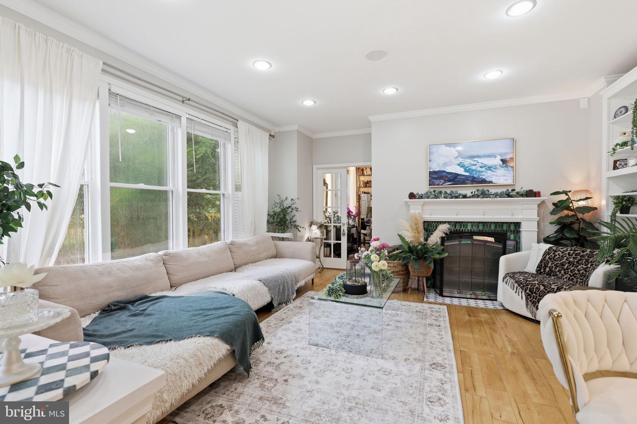 COLESVILLE OUTSIDE - Residential