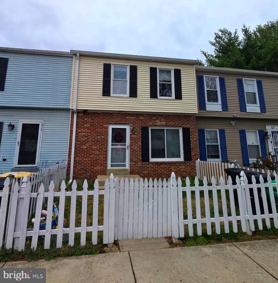 PINEBROOK TOWNHOMES - Residential