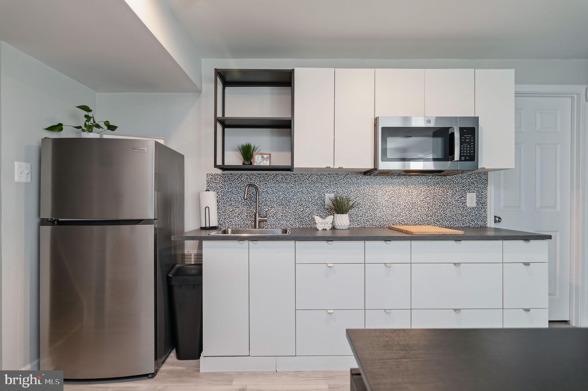 LINTON CREST - Residential