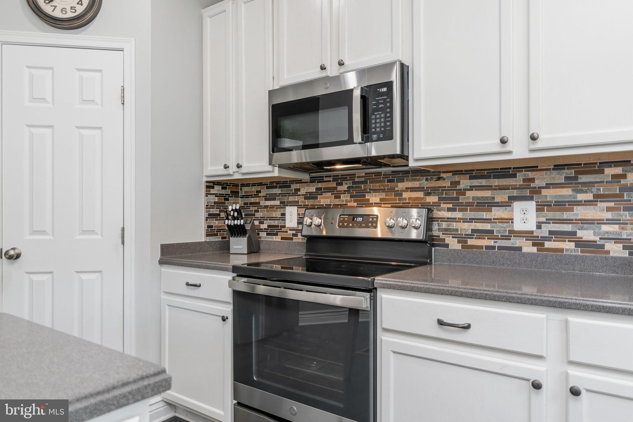 LINTON CREST - Residential