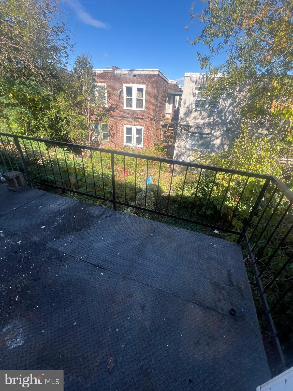 WALNUT HILL - Residential Income